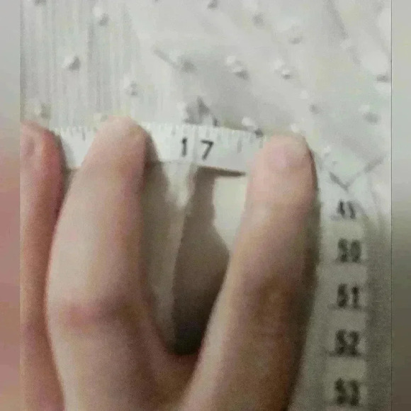 EUC! DR2 white blouse! - Picture 2 of 6